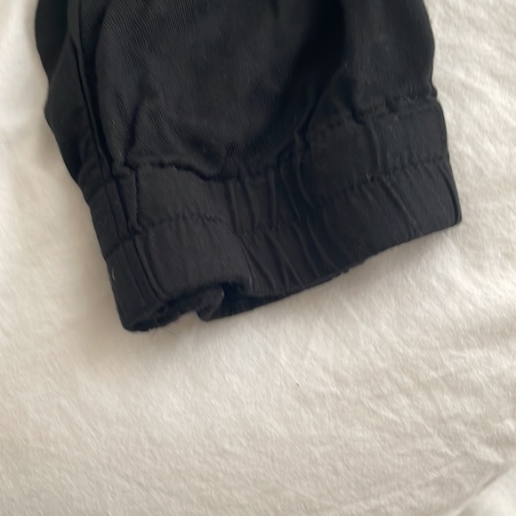 Aritzia Talula black crop jogger pant size S - Picture 3 of 3